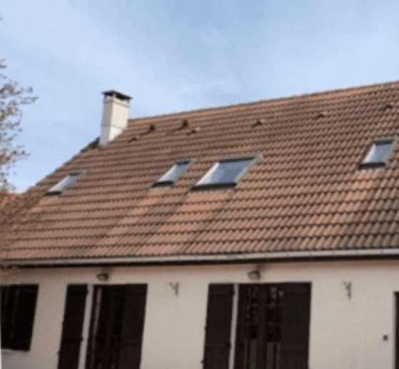 Tuiles anciennes avant rénovation